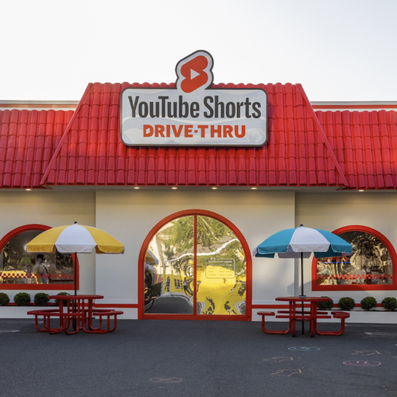 Saint Urbain YouTube Drive Thru